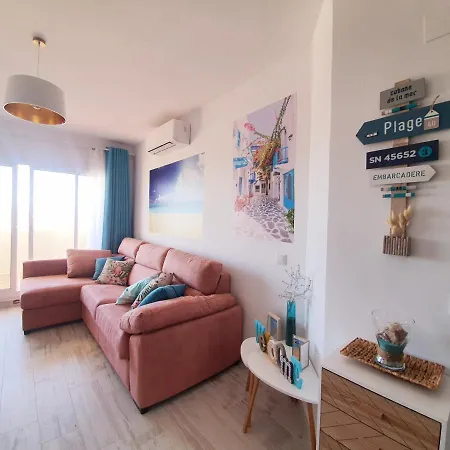Benal-beach Marina Deluxe Apartment